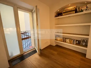 Pronájem bytu 2+kk, Praha - Nové Město, Senovážné náměstí, 83 m2