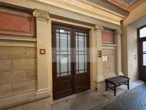 Pronájem bytu 2+kk, Praha - Nové Město, Senovážné náměstí, 83 m2
