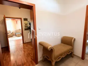 Prodej rodinného domu, Praha - Lysolaje, Nad Helmrovkou, 300 m2