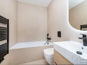 Prodej bytu 3+kk, Praha - Holešovice, Komunardů, 87 m2