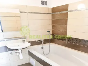 Prodej bytu 2+1, Veselí nad Lužnicí, Ak. Bydžovského, 60 m2