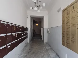 Pronájem kanceláře, Praha - Josefov, Kaprova, 27 m2