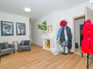 Pronájem bytu 3+kk, Liberec - Liberec II-Nové Město, Papírová, 94 m2