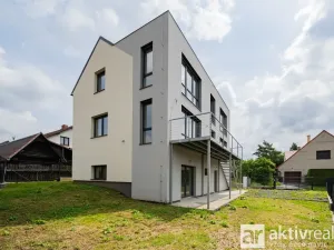 Prodej rodinného domu, Jevany, Na Dubince, 248 m2
