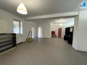 Pronájem obchodního prostoru, Nýřany, Revoluční, 160 m2