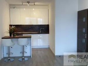 Pronájem bytu 2+kk, Praha - Michle, V dolině, 50 m2