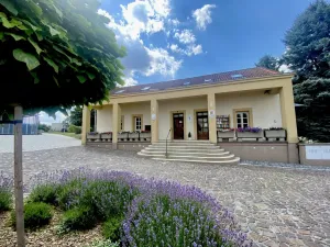 Pronájem rodinného domu, Bradlec, Borová, 126 m2