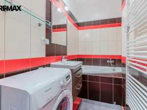 Pronájem bytu 2+kk, Praha - Bubeneč, Zelená, 52 m2