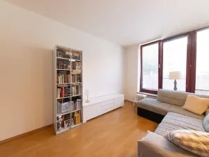 Pronájem bytu 3+kk, Praha - Záběhlice, Podle náhonu, 79 m2