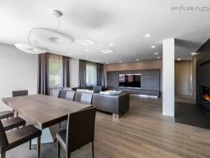 Prodej bytu 5+kk, Praha - Radotín, Zderazská, 260 m2