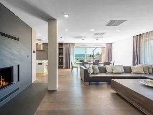 Prodej bytu 5+kk, Praha - Radotín, Zderazská, 260 m2