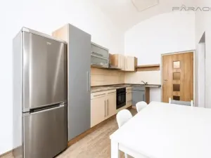 Pronájem bytu 2+kk, Praha - Žižkov, Prvního pluku, 45 m2