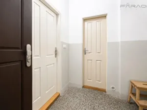Pronájem bytu 2+kk, Praha - Žižkov, Prvního pluku, 45 m2