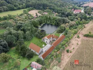 Prodej zemědělské usedlosti, Ročov, 1500 m2