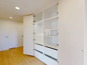 Prodej bytu 3+kk, Praha - Holešovice, Tusarova, 77 m2