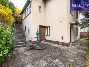 Prodej rodinného domu, Praha, V údolí, 264 m2