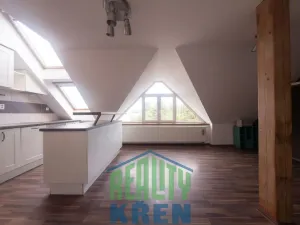 Pronájem bytu 2+kk, Kralupy nad Vltavou - Mikovice, 28. října, 66 m2