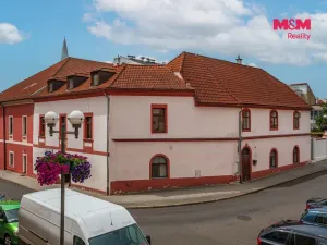 Prodej rodinného domu, Kadaň, Boženy Němcové, 500 m2
