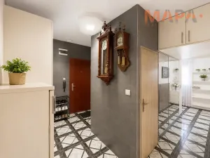 Prodej bytu 4+1, Klášterec nad Ohří, Okružní, 77 m2