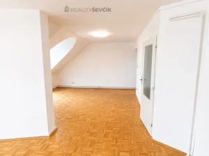 Pronájem bytu 3+kk, České Budějovice - České Budějovice 3, Jeremiášova, 90 m2