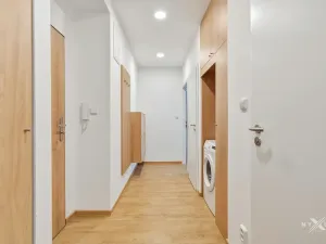 Pronájem bytu 2+1, Praha - Strašnice, Tejnická, 52 m2