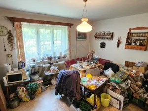 Prodej podílu 2/3 rodinného domu, Obecnice, 154 m2