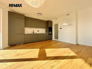 Pronájem bytu 2+kk, Praha - Strašnice, Ramonova, 50 m2