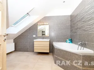 Prodej vily, Praha - Radotín, Prvomájová, 338 m2