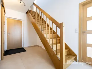 Pronájem bytu 2+kk, Praha - Holešovice, Tusarova, 64 m2