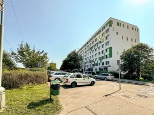 Pronájem kanceláře, Praha - Petrovice, Frostova, 17 m2