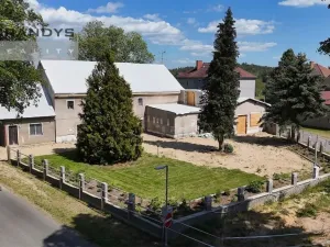 Prodej rodinného domu, Okna, 630 m2