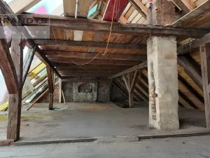 Prodej rodinného domu, Okna, 630 m2