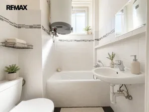 Pronájem bytu 2+kk, Praha - Strašnice, Na Třebešíně, 42 m2