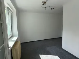 Prodej bytu 2+1, Stochov, J. A. Komenského, 43 m2