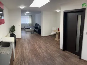 Pronájem bytu 1+kk, Třebíč - Horka-Domky, Bráfova tř., 52 m2