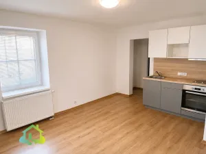 Pronájem bytu 1+kk, Chrastava, Malá Kostelní, 31 m2
