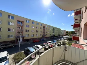Pronájem bytu 2+1, Hrušovany u Brna, Sídliště, 58 m2
