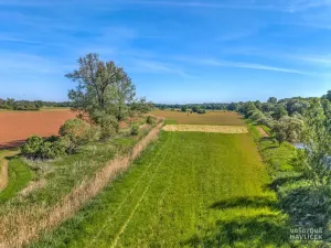 Prodej pozemku, Hradec Králové, 1100 m2