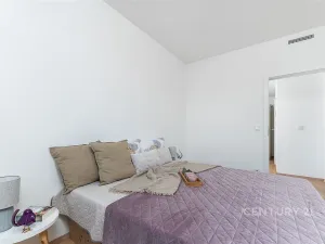 Prodej bytu 2+kk, Praha, Arnošta Staňka, 47 m2