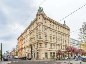 Pronájem bytu 4+kk, Praha, Sokolovská, 118 m2