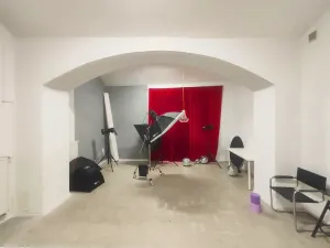 Pronájem atypického bytu, Praha, Plzeňská, 120 m2
