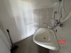 Pronájem komerční nemovitosti, Humpolec, Svatopluka Čecha, 27 m2