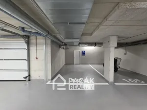Pronájem - jiné, Olomouc, Milana Ticháka, 11 m2