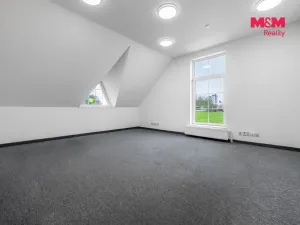 Pronájem kanceláře, Domažlice - Bezděkovské Předměstí, Masarykova, 28 m2