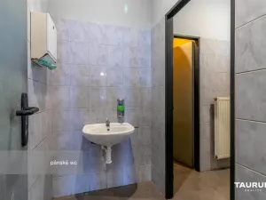 Pronájem obchodního prostoru, Plzeň - Východní Předměstí, Koterovská, 217 m2