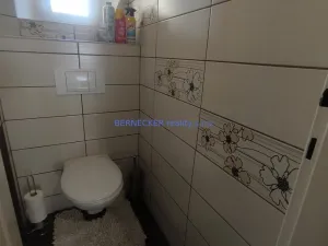 Pronájem pokoje, Hradec Králové, Okružní, 25 m2