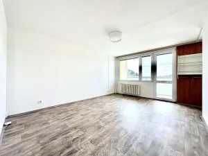 Pronájem bytu 1+kk, Náchod, Běloveská, 30 m2