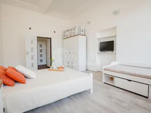 Prodej bytu 2+1, Trutnov - Dolní Předměstí, Úpské nábřeží, 85 m2