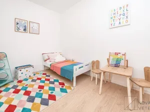 Prodej bytu 4+kk, Praha - Hloubětín, Poděbradská, 73 m2