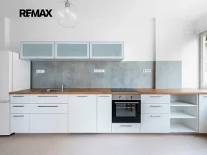 Pronájem bytu 3+1, Praha - Holešovice, Františka Křížka, 105 m2